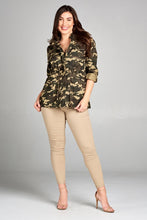 Load image into Gallery viewer, Classic Camo Jacket - Small Available
