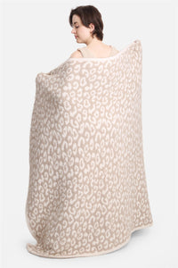 Comfy Luxe Reversible Beige & White Leopard Blanket
