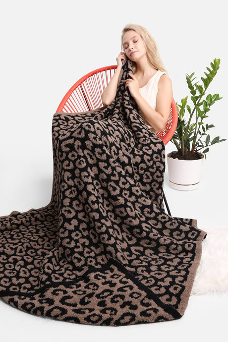 Comfy Luxe Reversible Mocha & Black Leopard Blanket